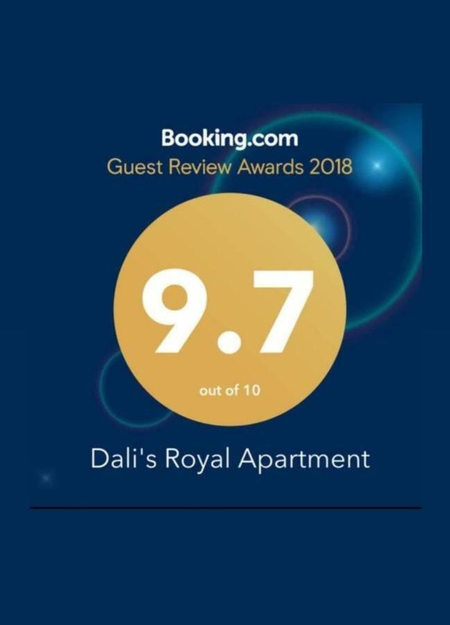 Dali'S Royal Apartment Tbilisi Exterior foto